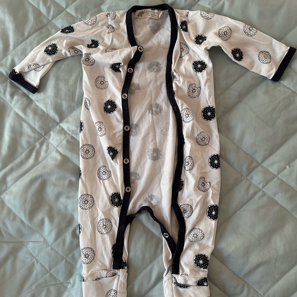 Black and white donut snap organic pajamas